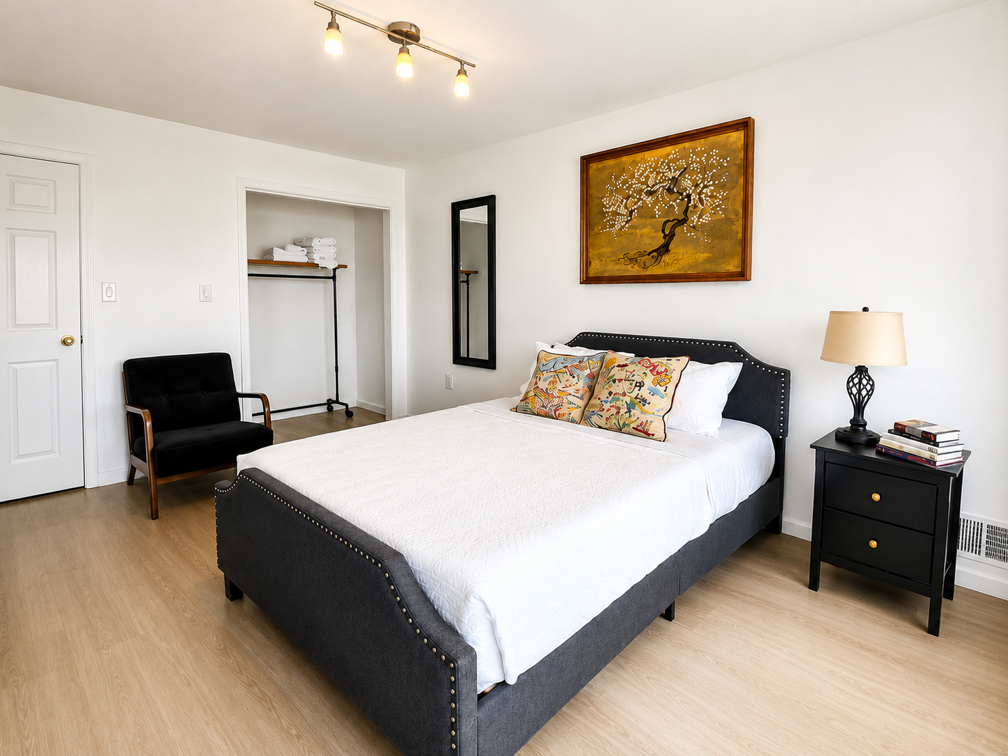 Second bedroom